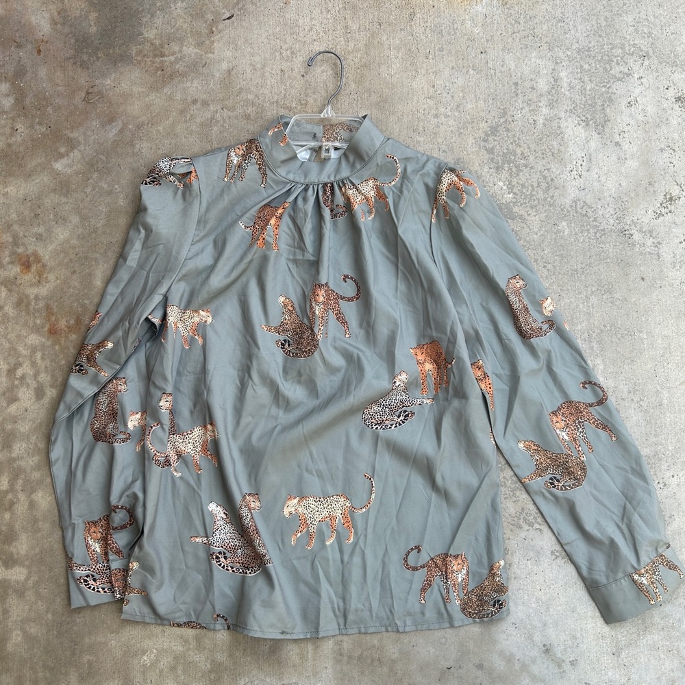 Go Wild Leopard 🐆 Print Top